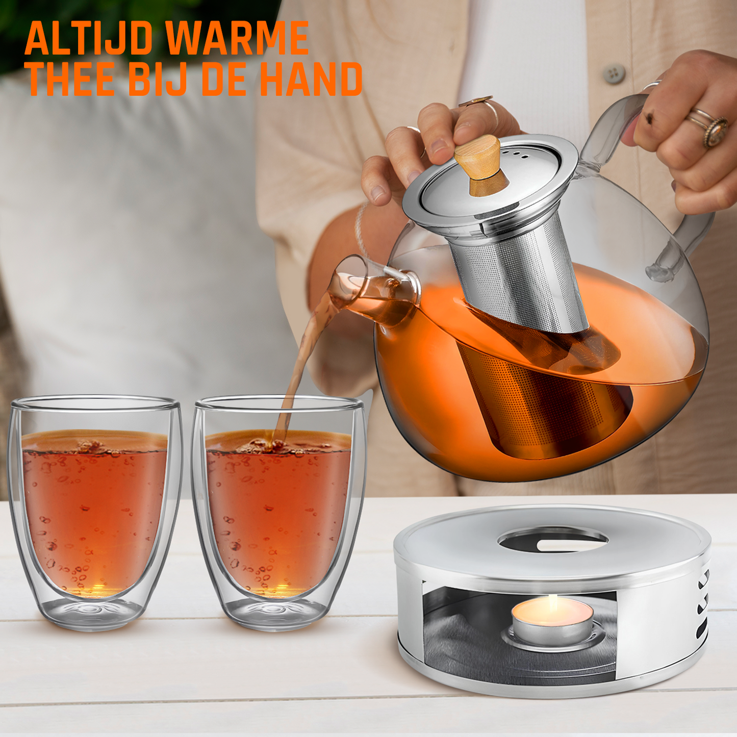 theepot met filter en warmhouder met twee dubbelwandige glazen