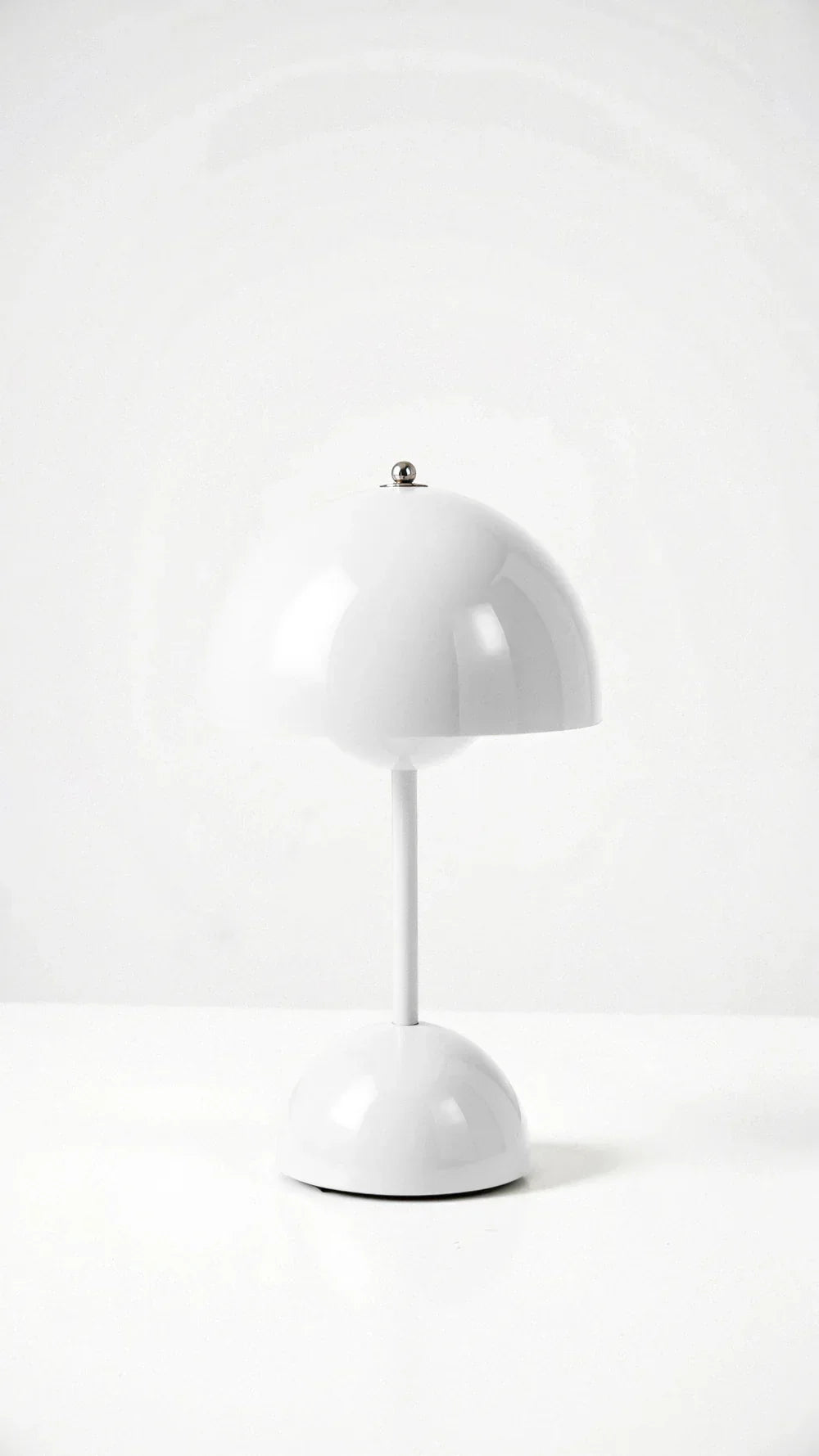 Norevia – Draadloze tafellamp met minimalistisch design