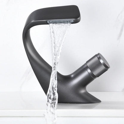 Cavrex – Wastafelkraan met Waterval Uitloop & Keramisch Ventiel