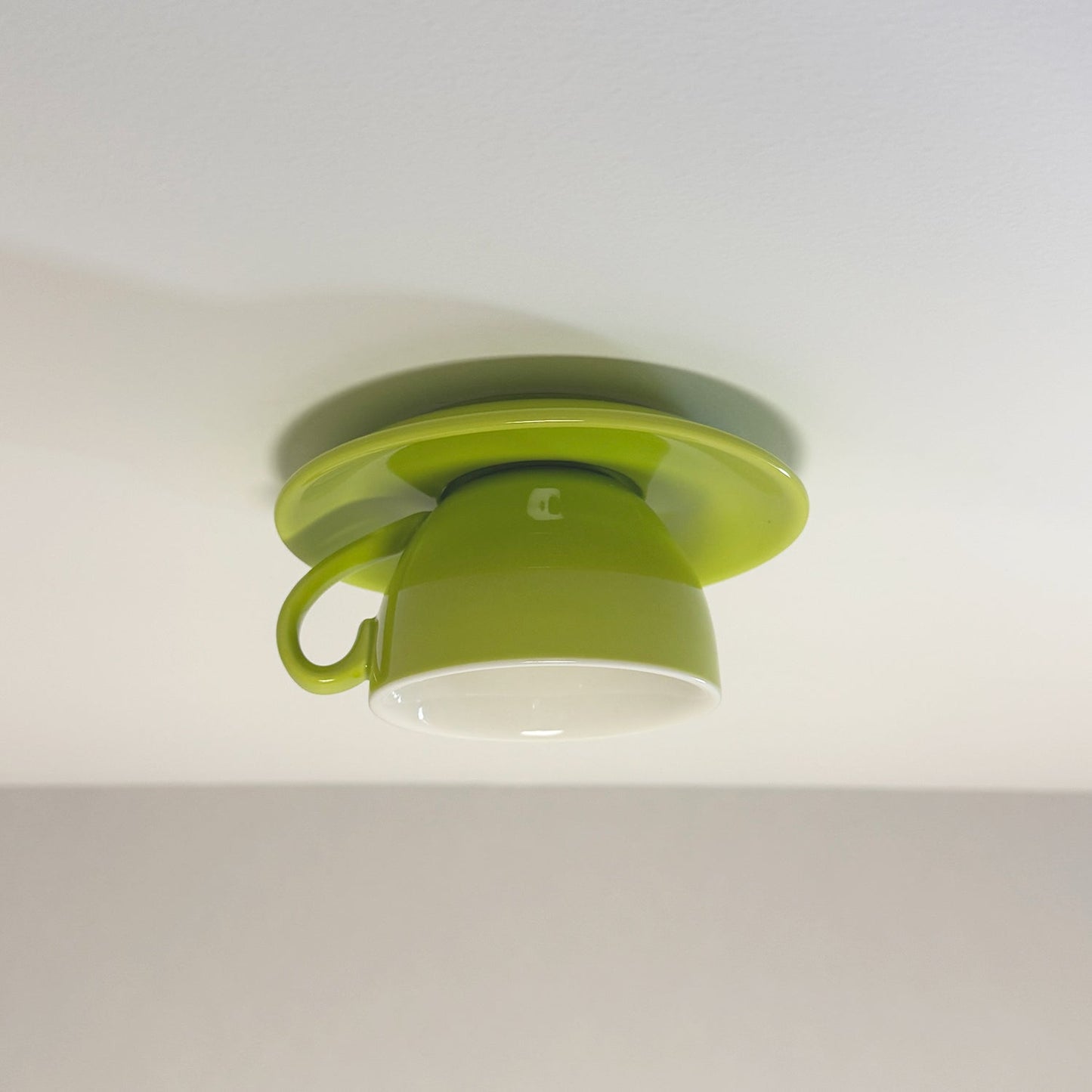 Cerano – Plafondlamp in keramiek met speels kleuraccent
