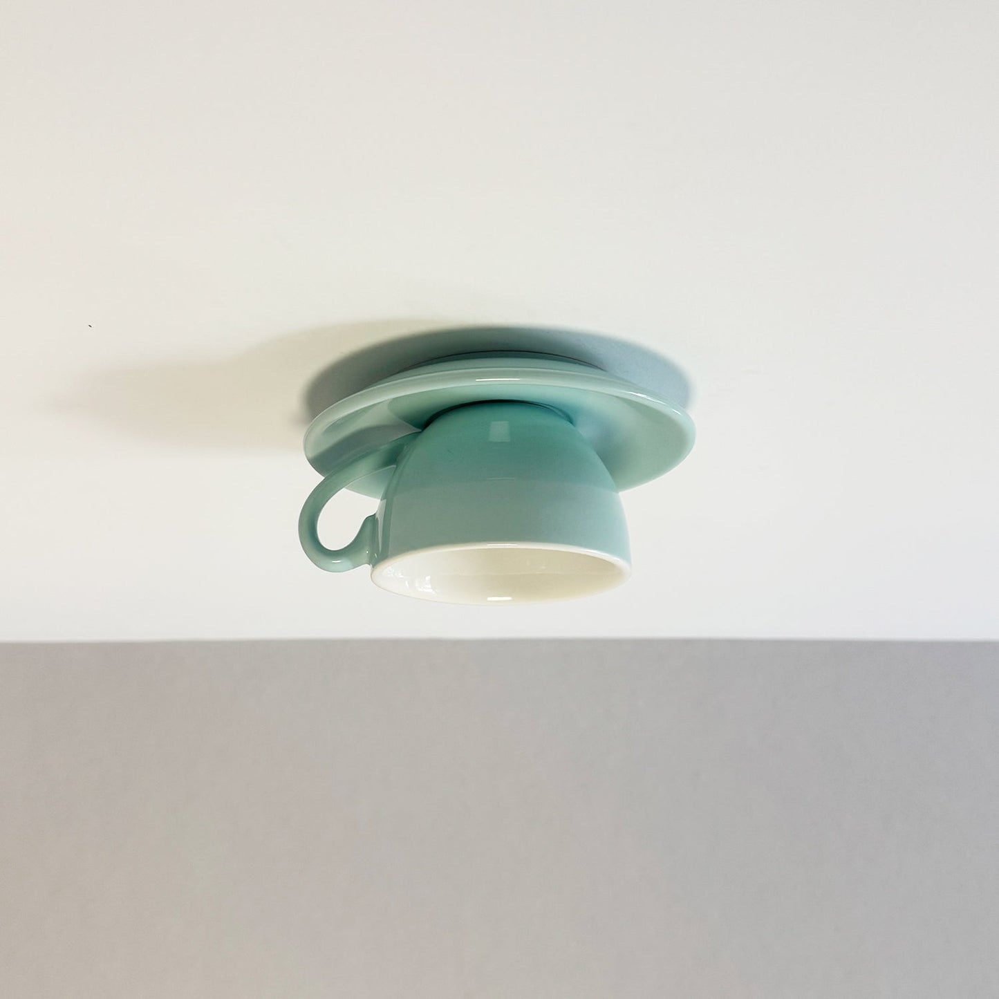 Cerano – Plafondlamp in keramiek met speels kleuraccent