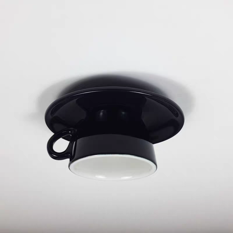 Cerano – Plafondlamp in keramiek met speels kleuraccent