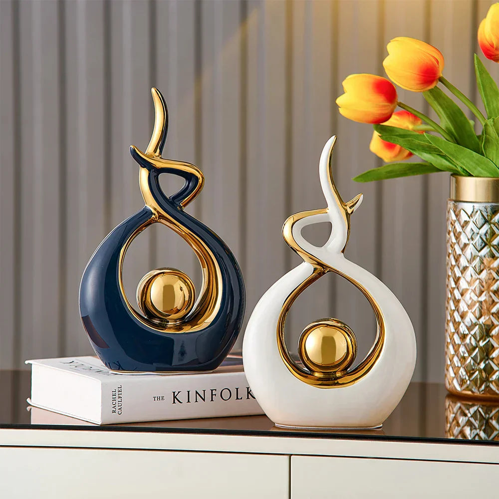 Ceravita – Keramische sculptuur met gouden accenten 31 cm
