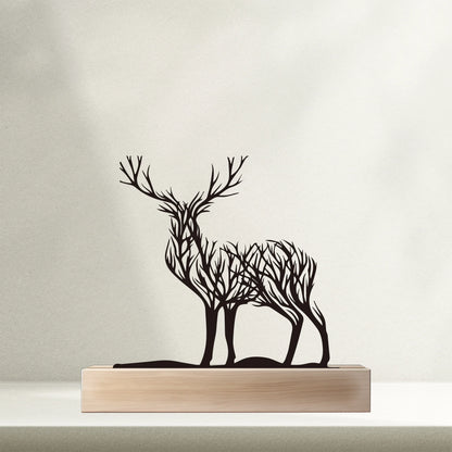 Elvarn – Scandinavisch hertenbeeld van resin