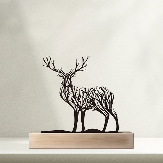 Elvarn – Scandinavisch hertenbeeld van resin