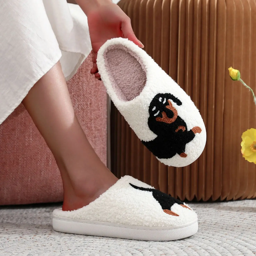 Foxwell – Pluche teckel pantoffels met antislipzool