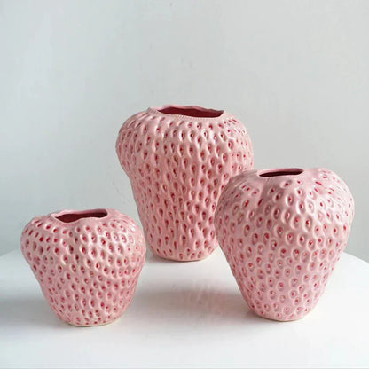 Fravelle – Keramische aardbei vaas decoratief design