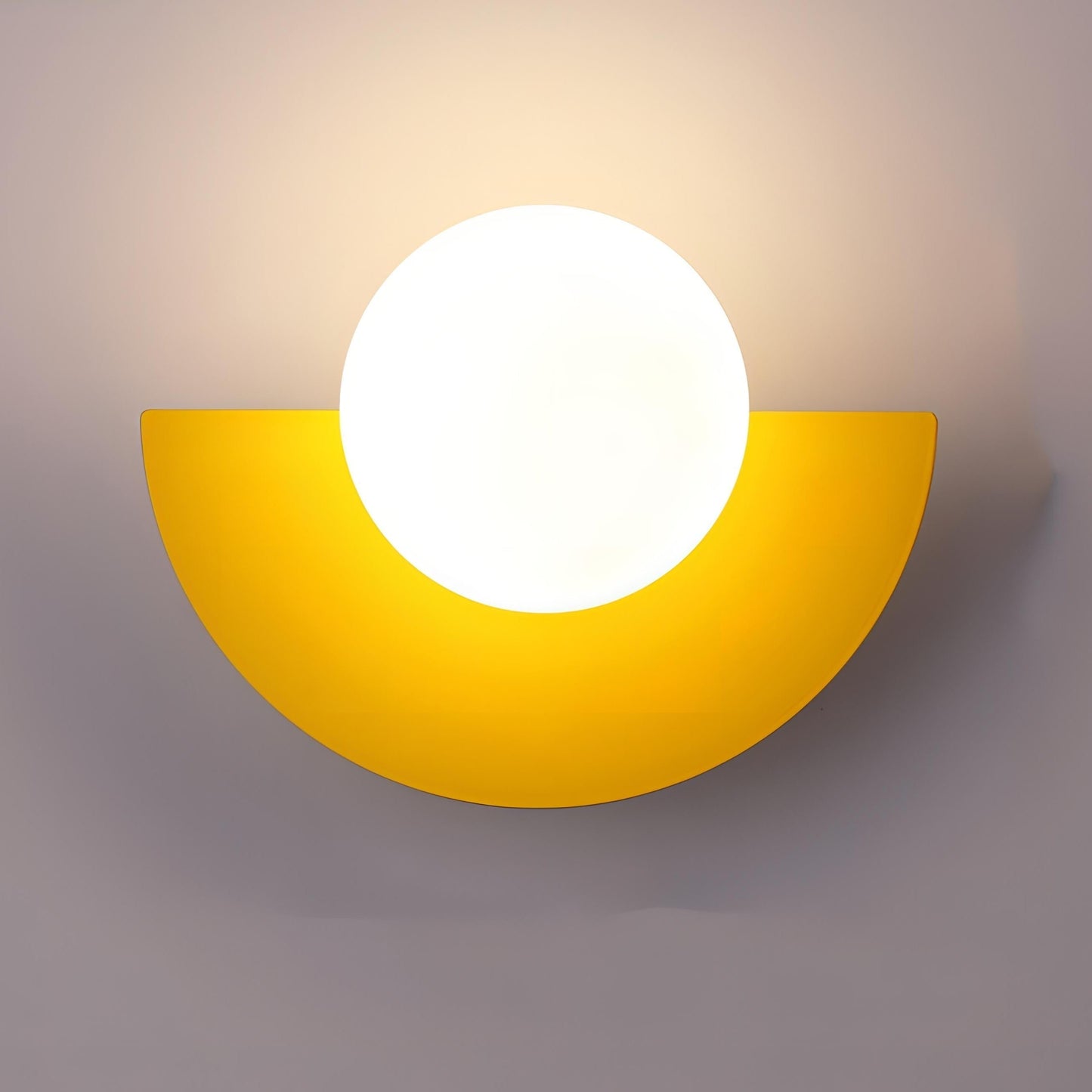 Halvéra – Halfronde wandlamp met Scandinavisch design
