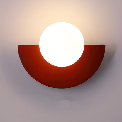Halvéra – Halfronde wandlamp met Scandinavisch design