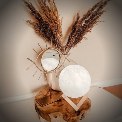 Lunova – 3D maanlamp met touchbediening en houten standaard