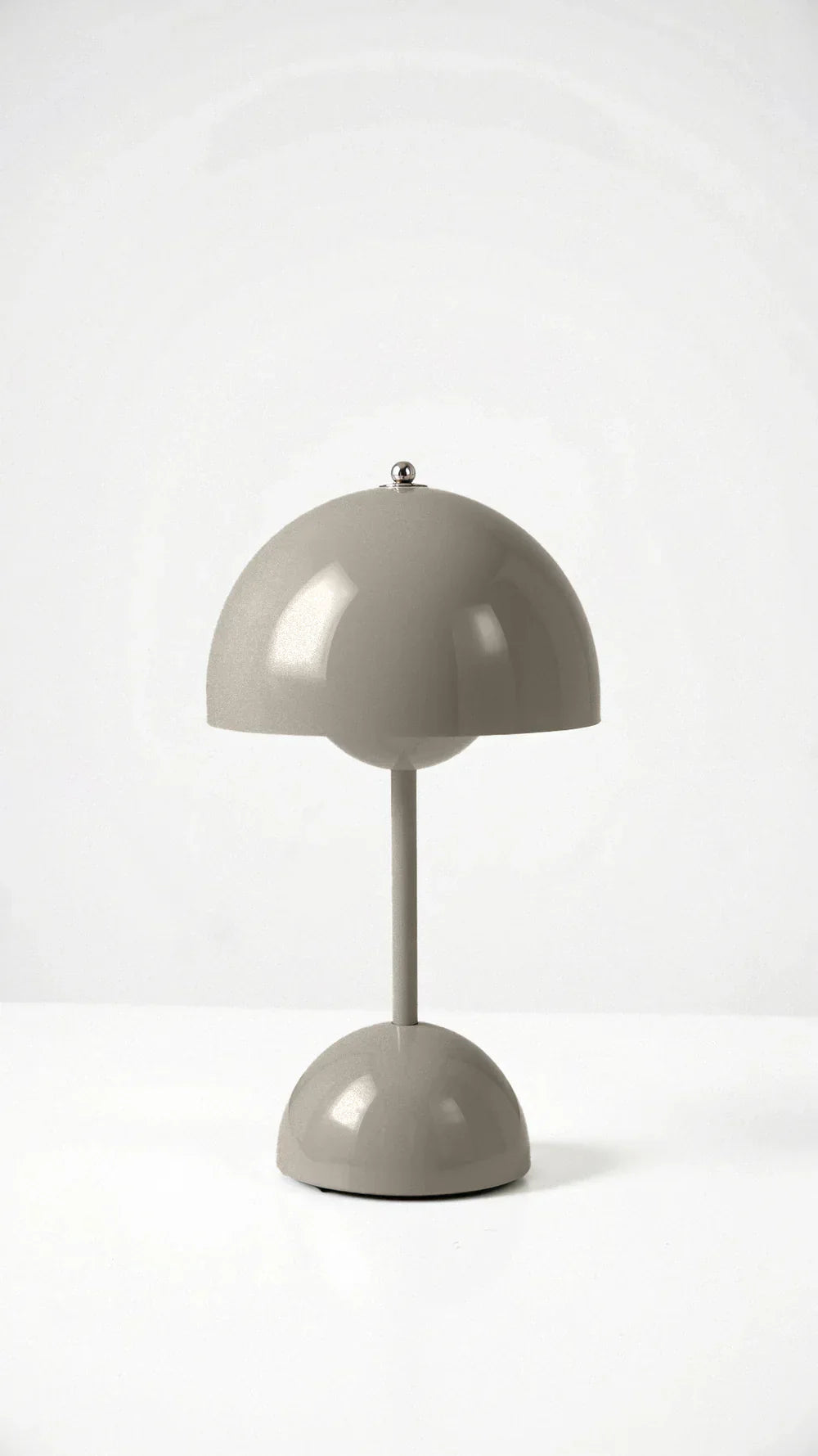 Norevia – Draadloze tafellamp met minimalistisch design