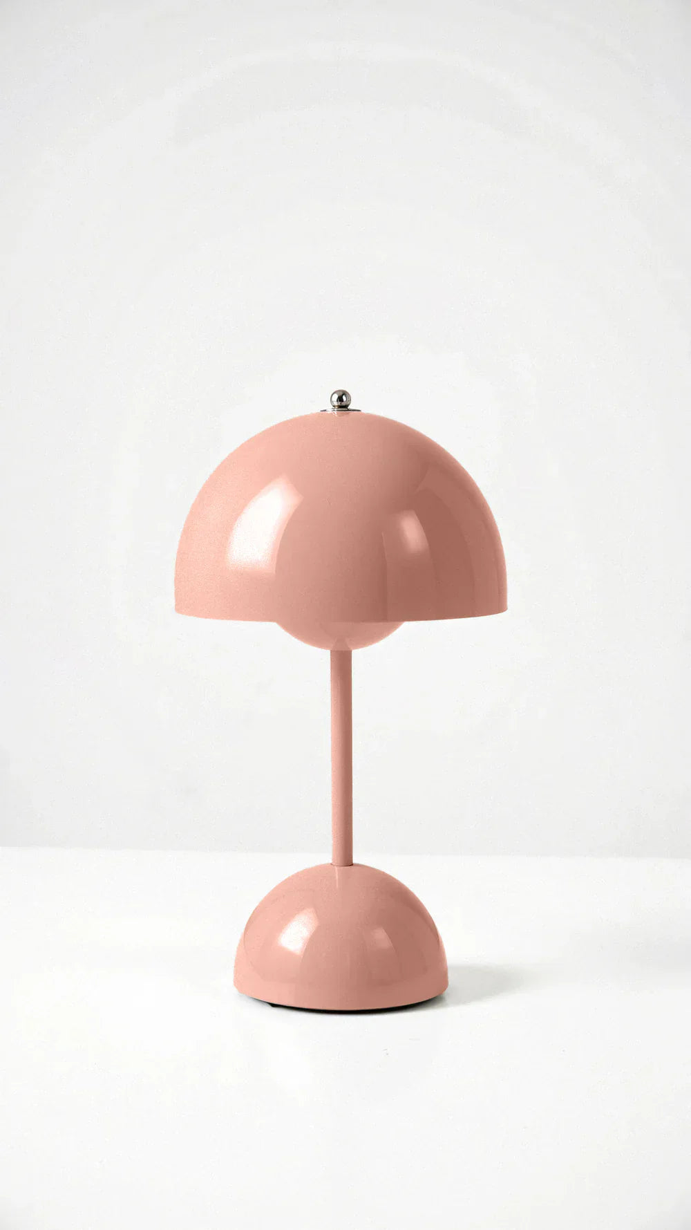 Norevia – Draadloze tafellamp met minimalistisch design