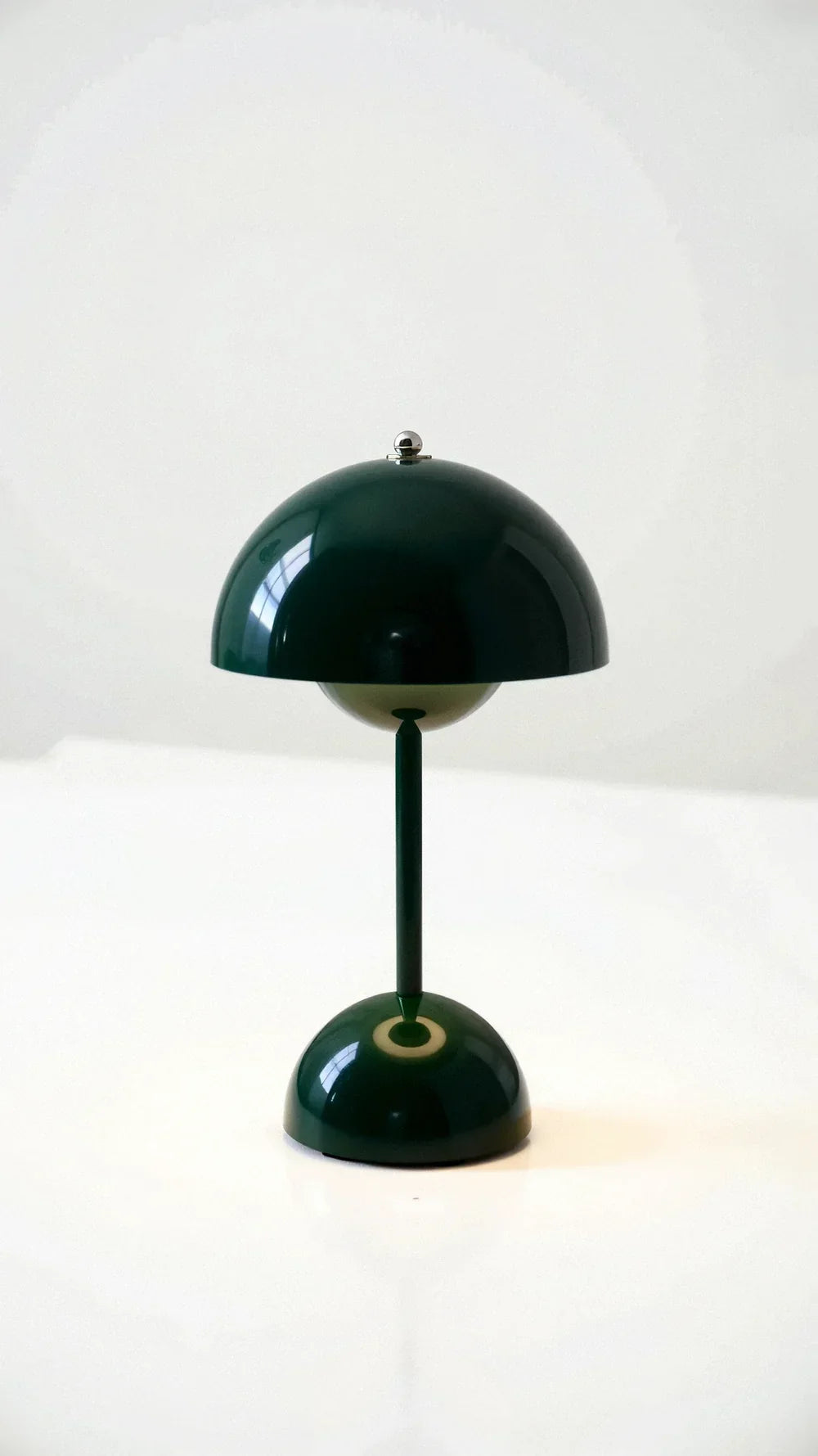 Norevia – Draadloze tafellamp met minimalistisch design