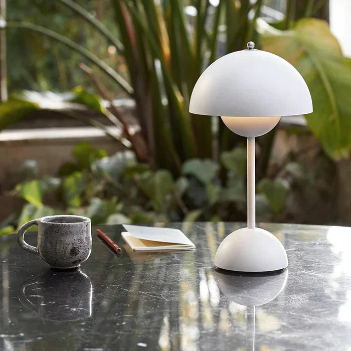 Norevia – Draadloze tafellamp met minimalistisch design