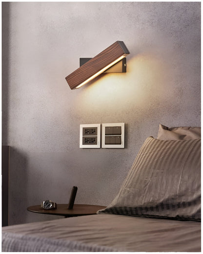 Norvena – Houten wandlamp met draaibare LED arm