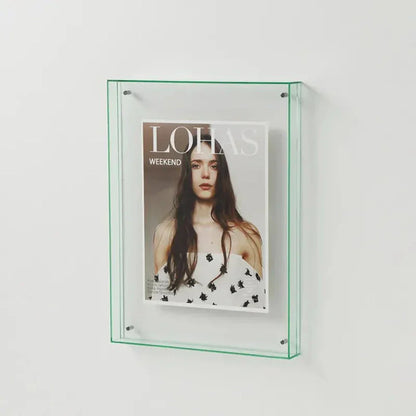 Norvexia – Transparante fotolijst met zwevend acryl design