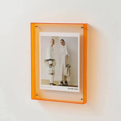 Norvexia – Transparante fotolijst met zwevend acryl design