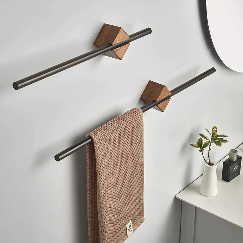 Norvi – Houten handdoekhouder voor een opgeruimde wand