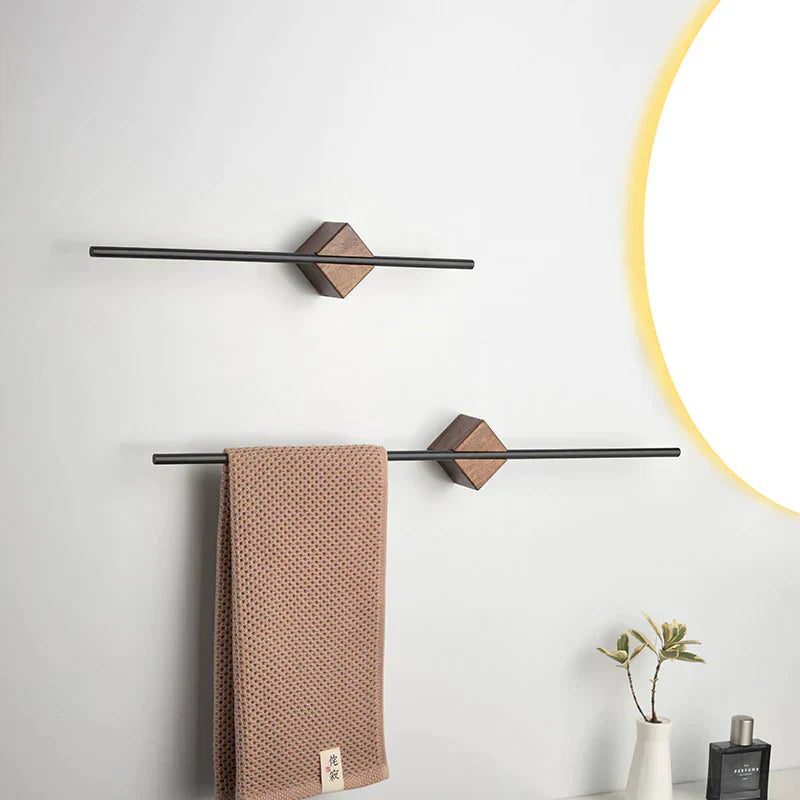 Norvi – Houten handdoekhouder voor een opgeruimde wand