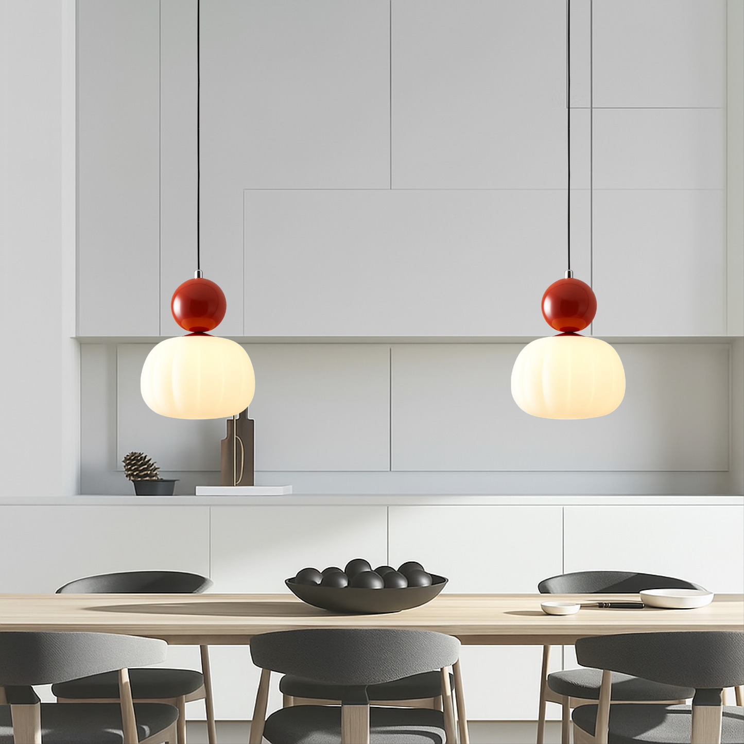 Orivelle – Hanglamp met opaalglas bol en gekleurde kap