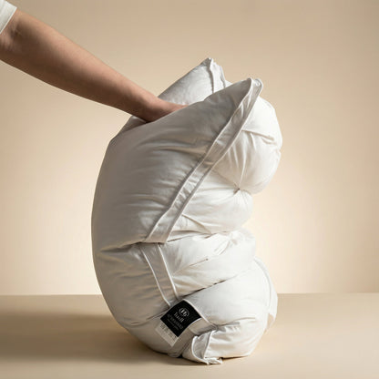 Sorvano – Ganzendons Kussen met Ergonomische Nek- en Hoofdsteun