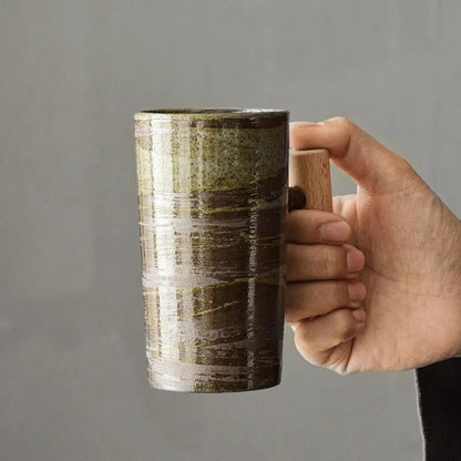 Sylvara – Scandinavische Latte Mok met Houten Handvat