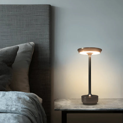 LUMARA – Draadloze tafellamp met touchbediening en dimfunctie