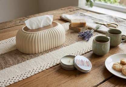 Stijlvolle Linnen Tafelloper Beige met Kant & Middenstrook – 30 x 180 cm