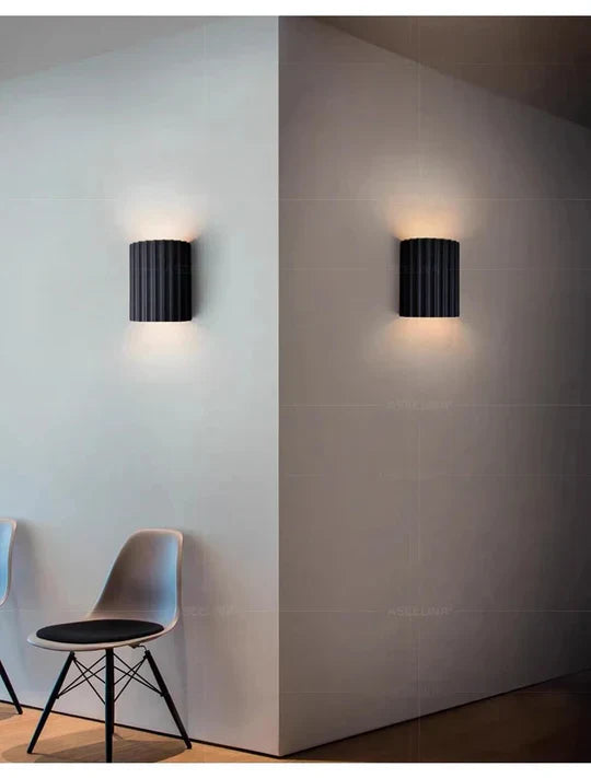 Velano – Wandlamp van hars met zacht diffuus LED-licht