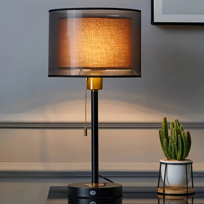 Velindra – Vintage Tafellamp met Dubbele Stoffen Kap