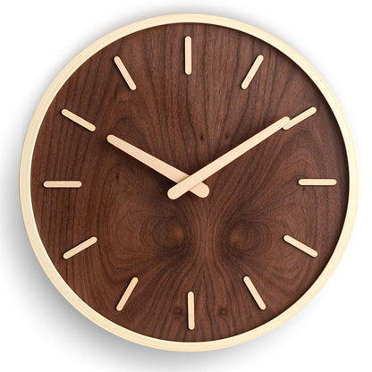 Velmira – Walnoot houten wandklok met stille beweging