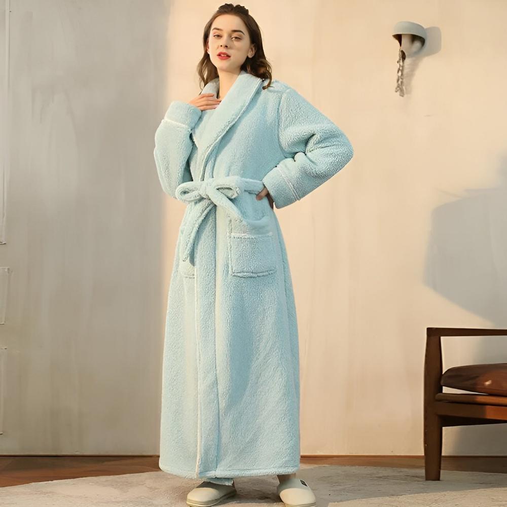 Velora – Badjas van coral fleece met shawlkraag en zakken