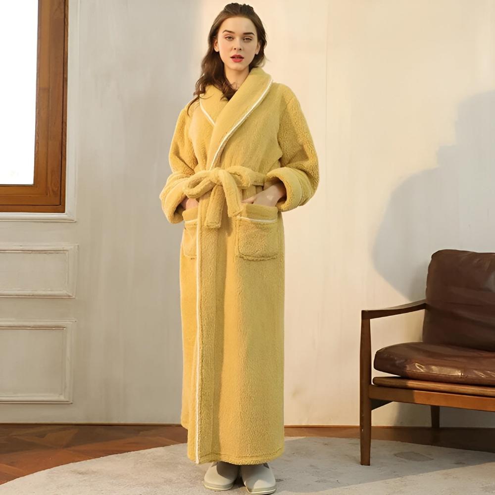 Velora – Badjas van coral fleece met shawlkraag en zakken