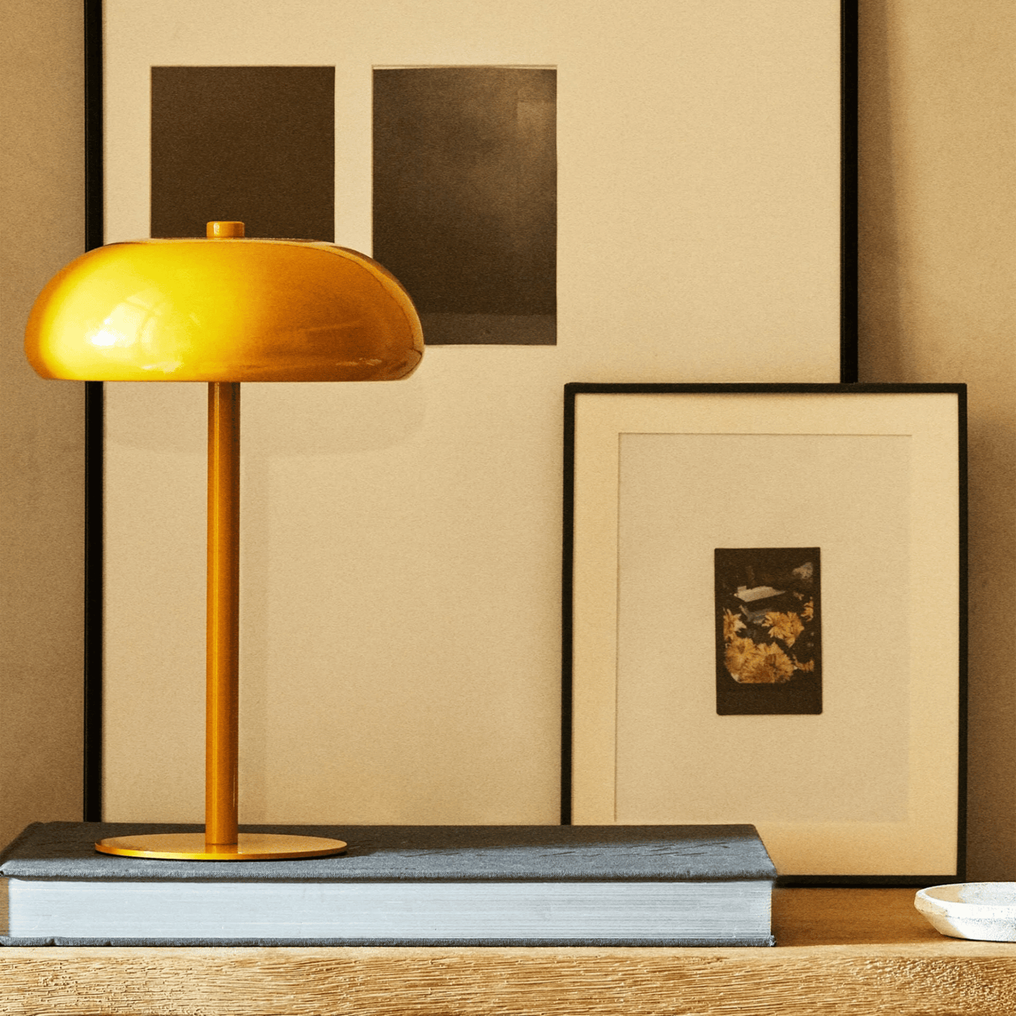 Velunor – Draadloze metalen tafellamp met dimbare LED